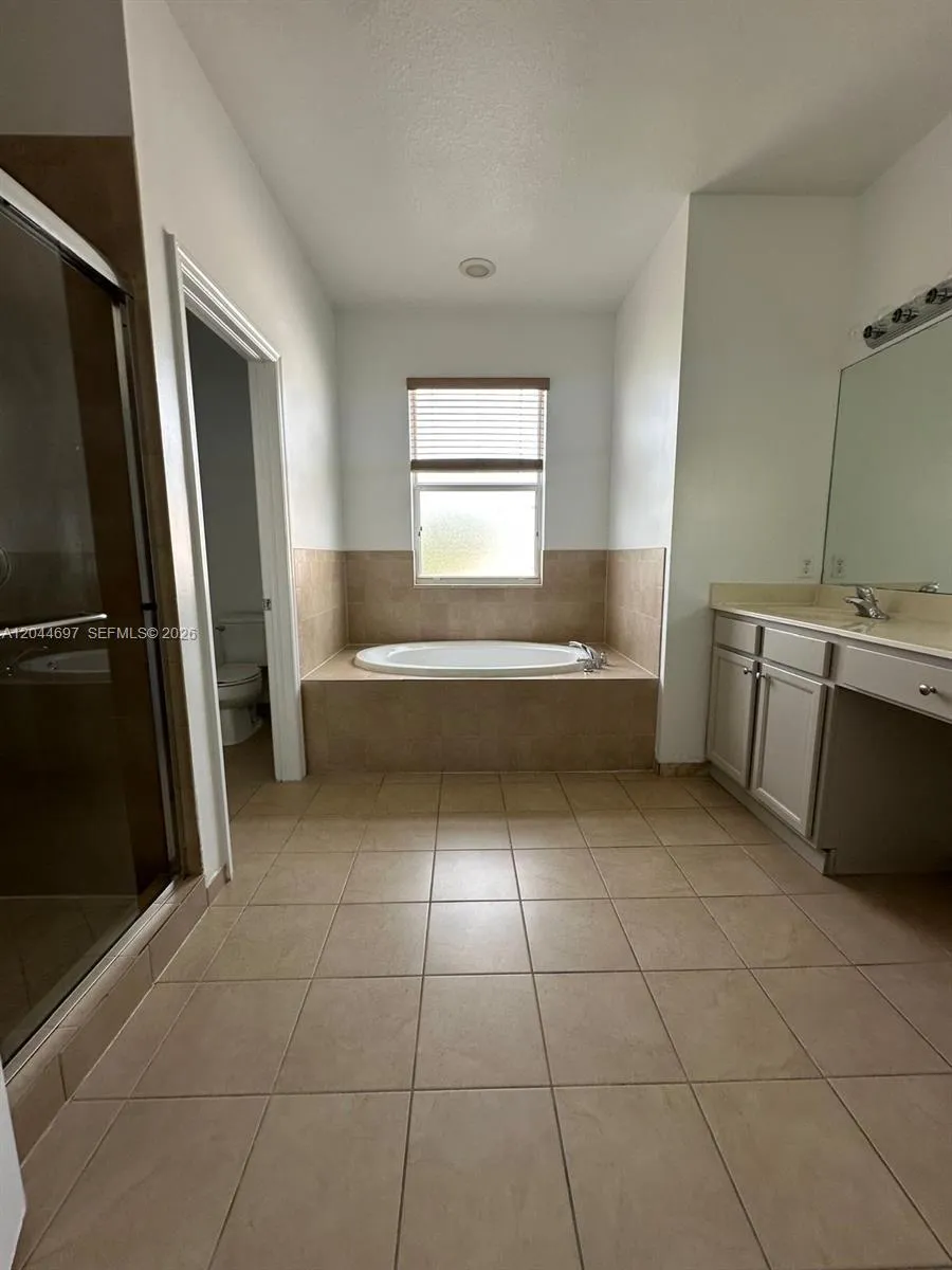 9283 SW 172nd Ave Miami, FL 33196