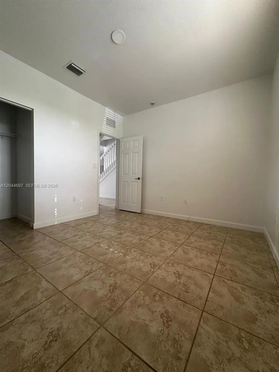 9283 SW 172nd Ave Miami, FL 33196