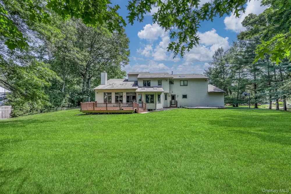 5 Zeck Court Suffern, NY 10901