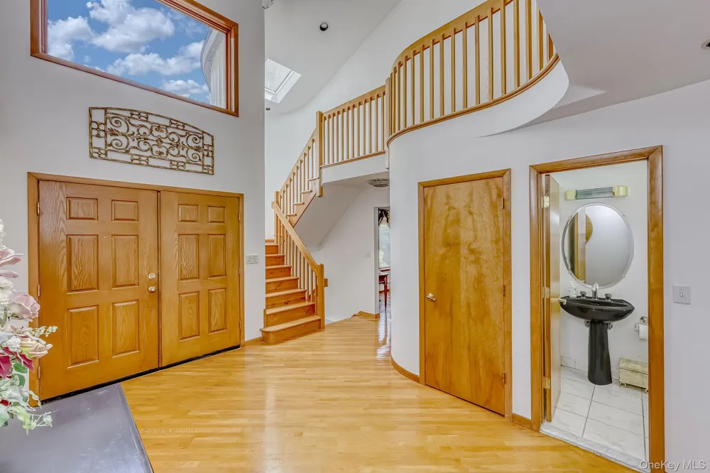5 Zeck Court Suffern, NY 10901