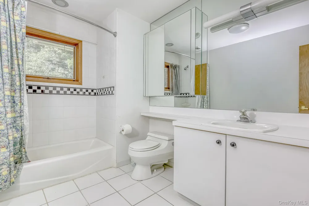 5 Zeck Court Suffern, NY 10901