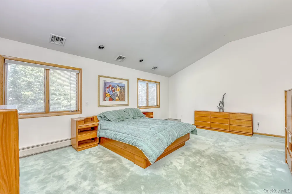 5 Zeck Court Suffern, NY 10901
