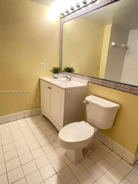 9645 NW 1st Ct #1-303 Pembroke Pines, FL 33024