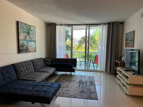3901 S Ocean Dr #3U