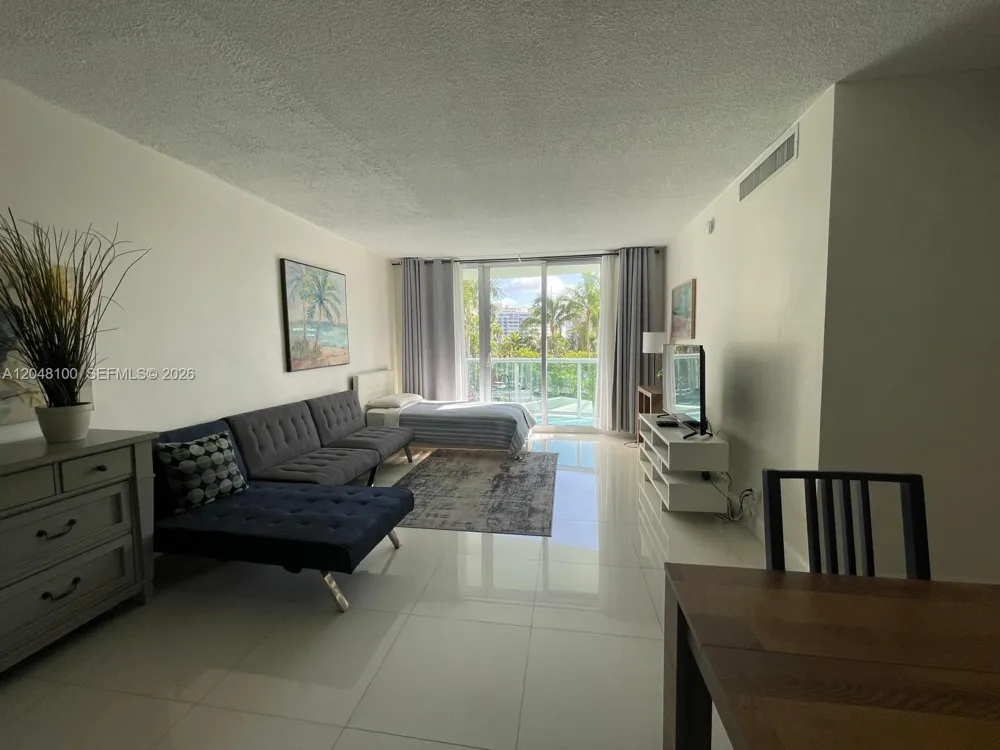 3901 S Ocean Dr #3U Hollywood, FL 33019