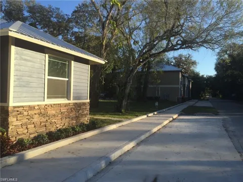 279 Missouri Street #102