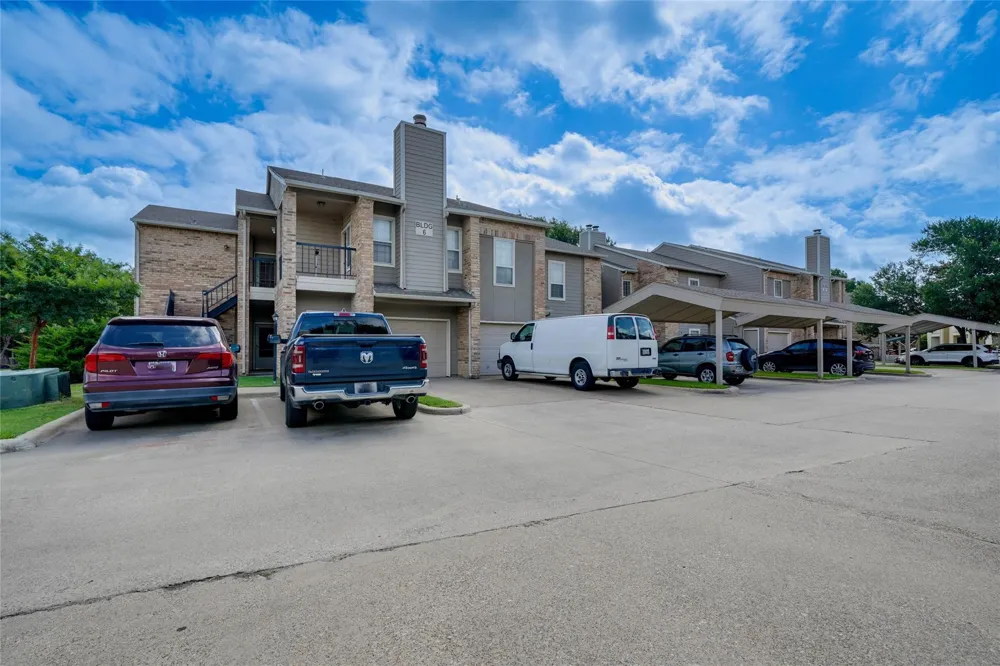 1700 Amelia Court #613 Plano, TX 75075