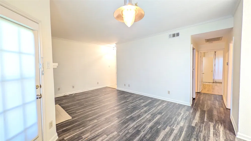 1700 Amelia Court #613 Plano, TX 75075