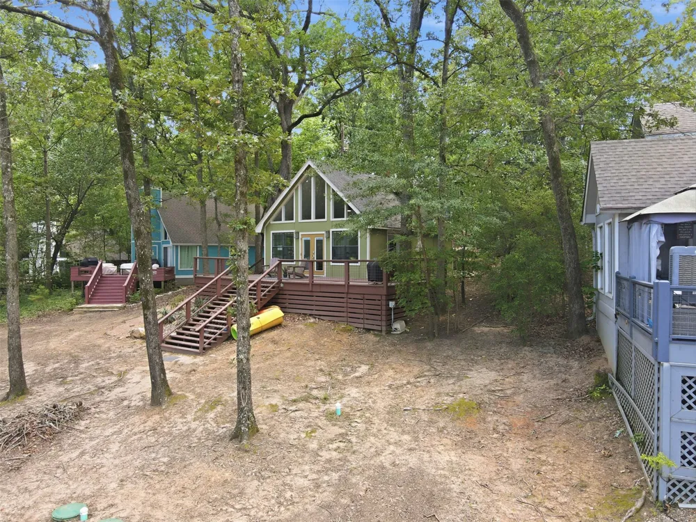 104 E Barker Creek Drive Scroggins, TX 75480