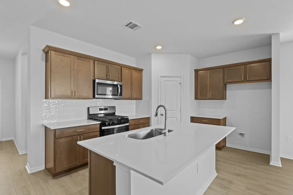 1824 Dandy Brush Drive Georgetown, TX 78641