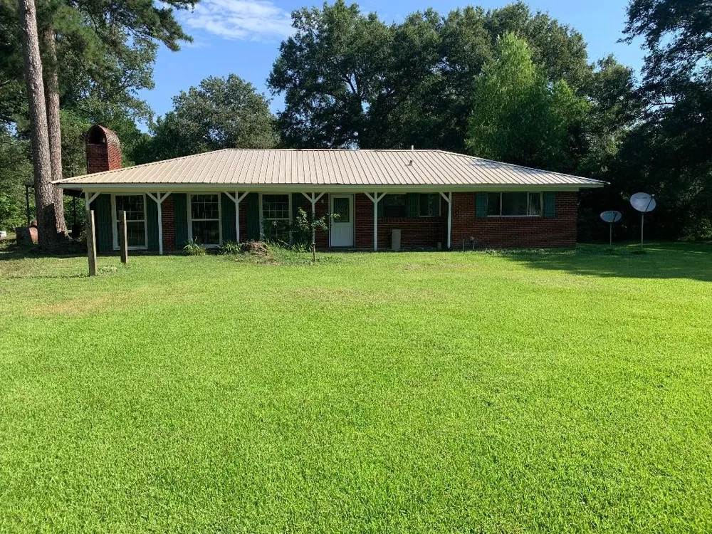 2259 Highway 527 Elm Grove, LA 71051