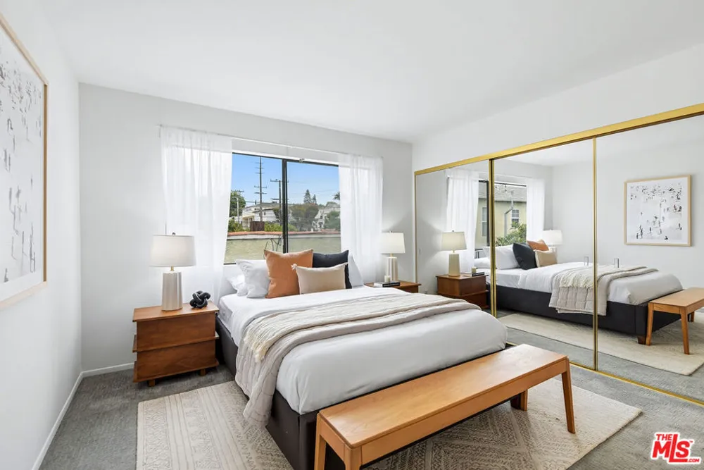 1802 20th Street #B Santa Monica, CA 90404