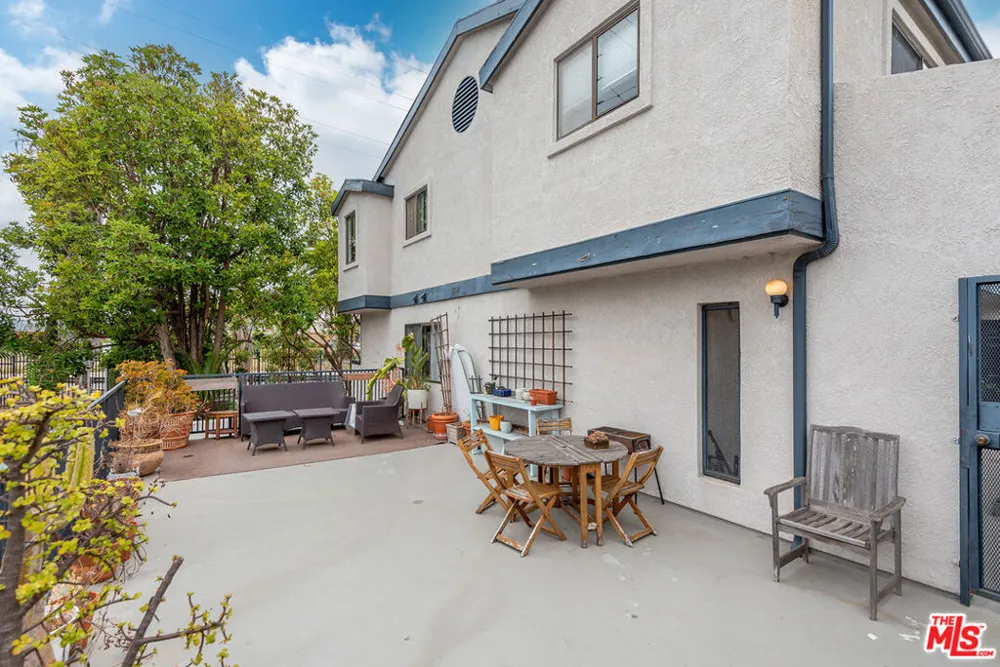 1802 20th Street #B Santa Monica, CA 90404