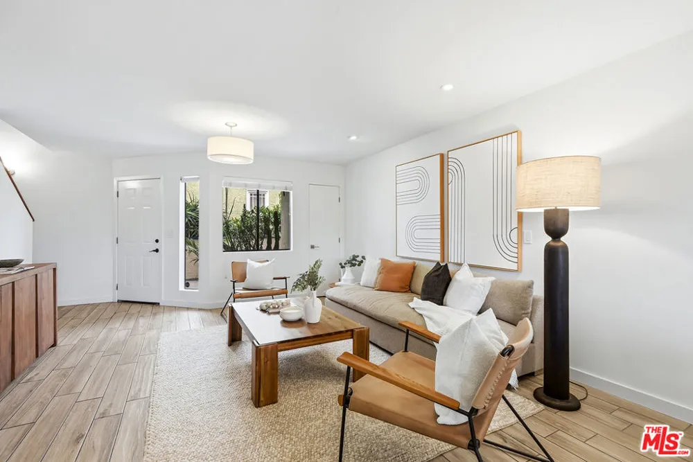 1802 20th Street #B Santa Monica, CA 90404