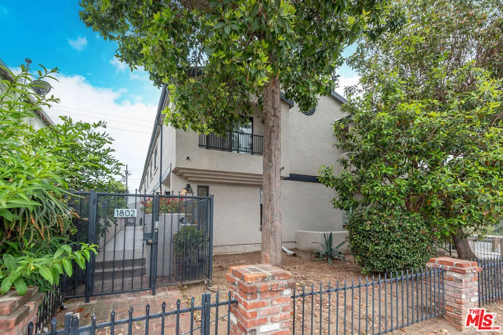 1802 20th Street #B Santa Monica, CA 90404