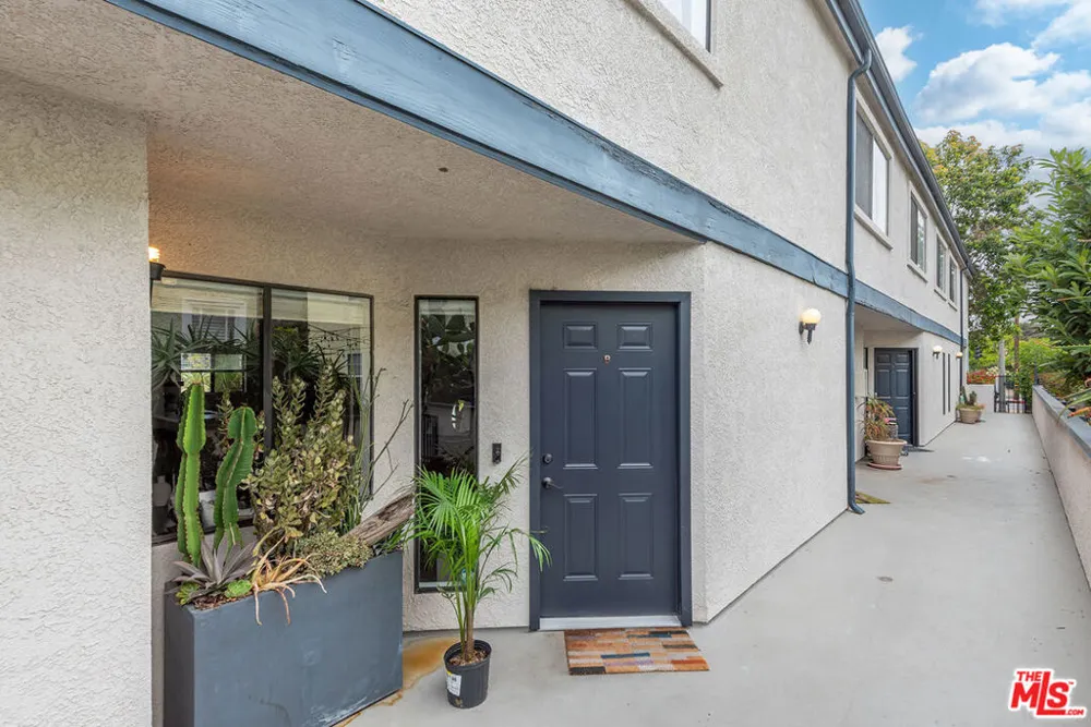 1802 20th Street #B Santa Monica, CA 90404