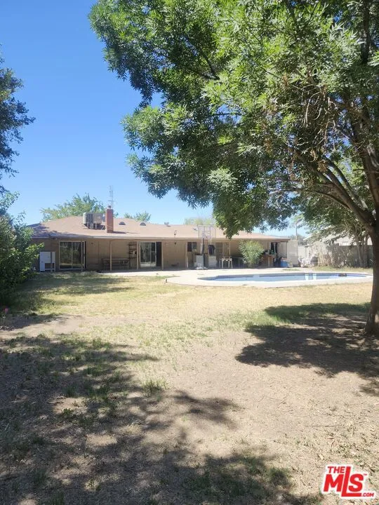 15723 E Avenue Q7 Palmdale, CA 93591