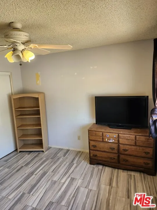15723 E Avenue Q7 Palmdale, CA 93591