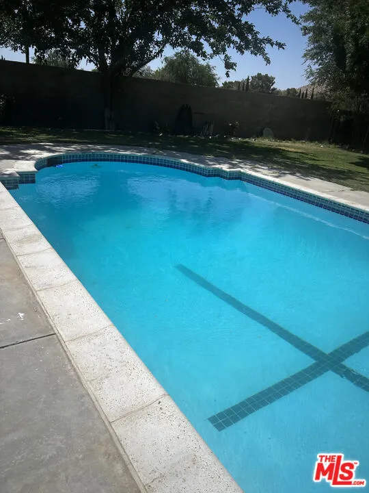 15723 E Avenue Q7 Palmdale, CA 93591