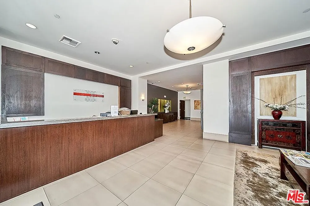 3223 W 6th Street #405 Los Angeles, CA 90020