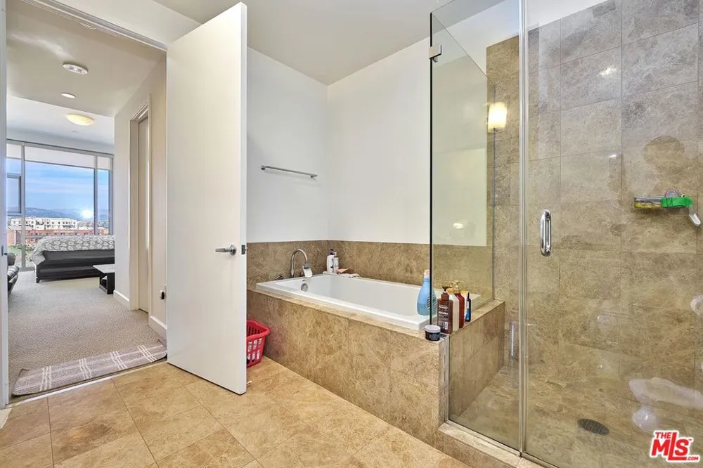 3223 W 6th Street #405 Los Angeles, CA 90020