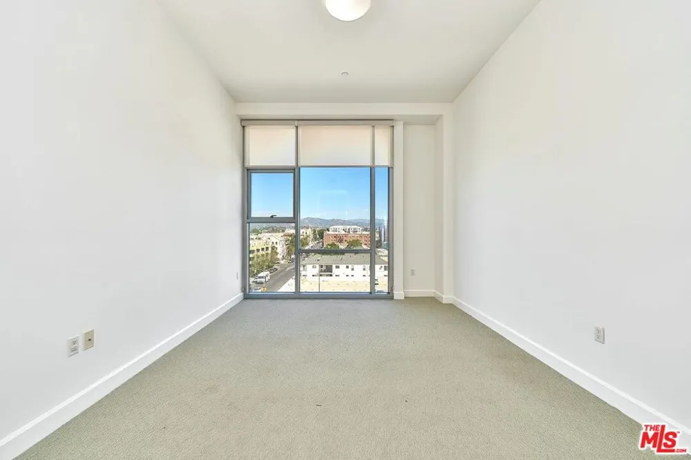 3223 W 6th Street #405 Los Angeles, CA 90020