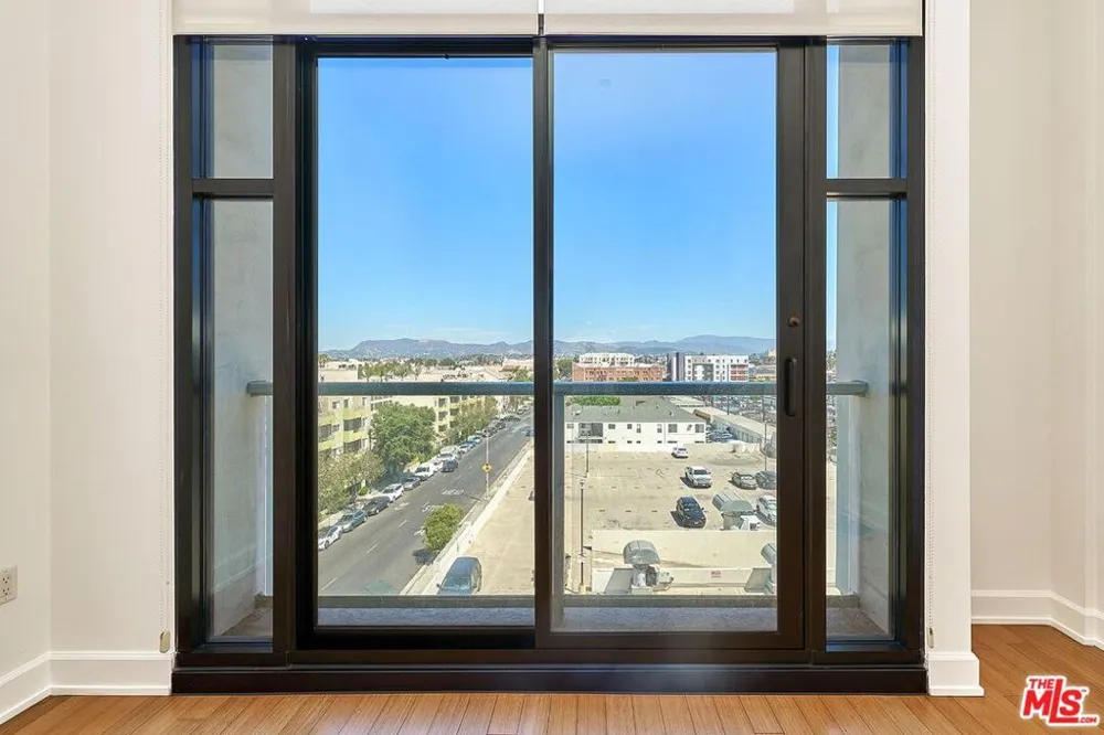 3223 W 6th Street #405 Los Angeles, CA 90020