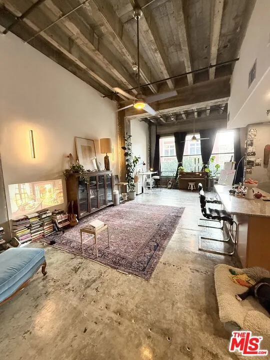 711 S Olive Street #402 Los Angeles, CA 90014