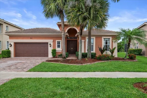 2112 Bellcrest Court