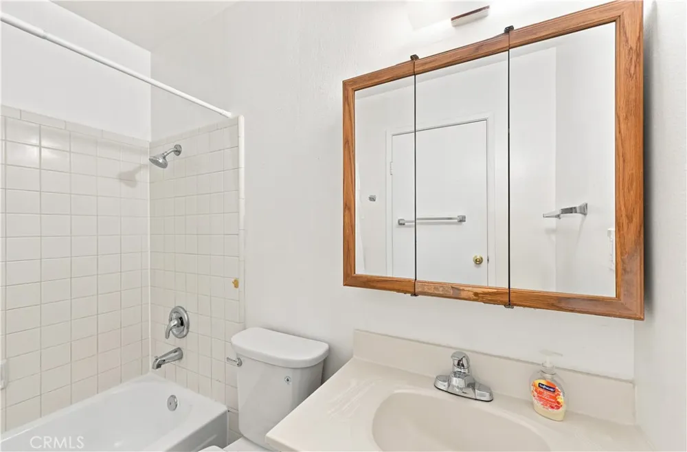 18207 Via Dicha Rowland Heights, CA 91748
