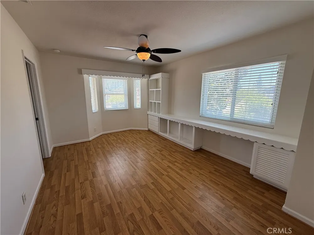 19530 Chinotto Riverside, CA 92508