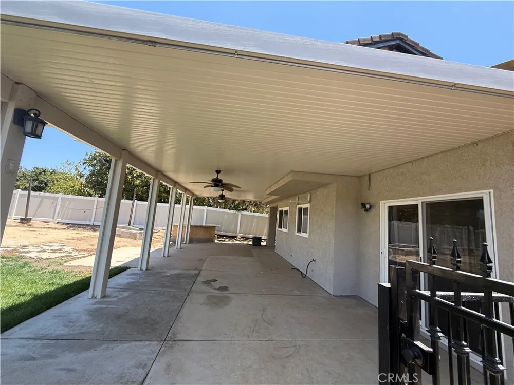 19530 Chinotto Riverside, CA 92508