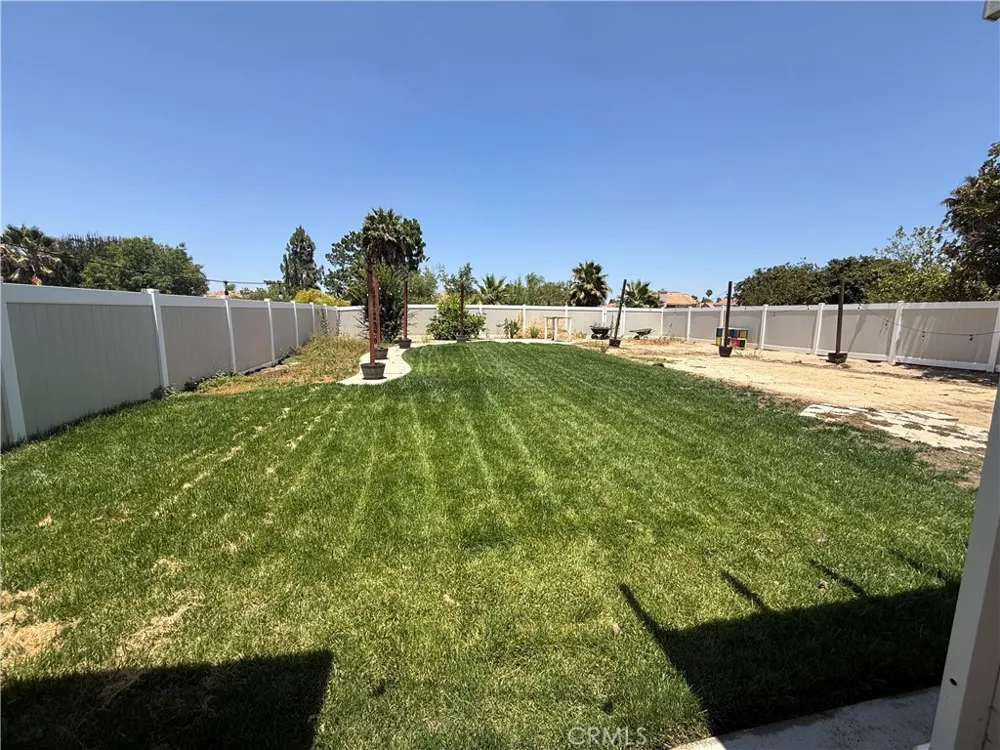 19530 Chinotto Riverside, CA 92508