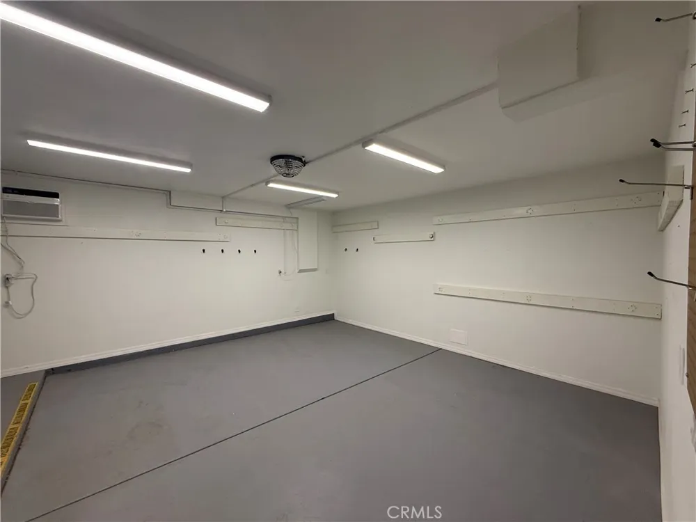 19530 Chinotto Riverside, CA 92508