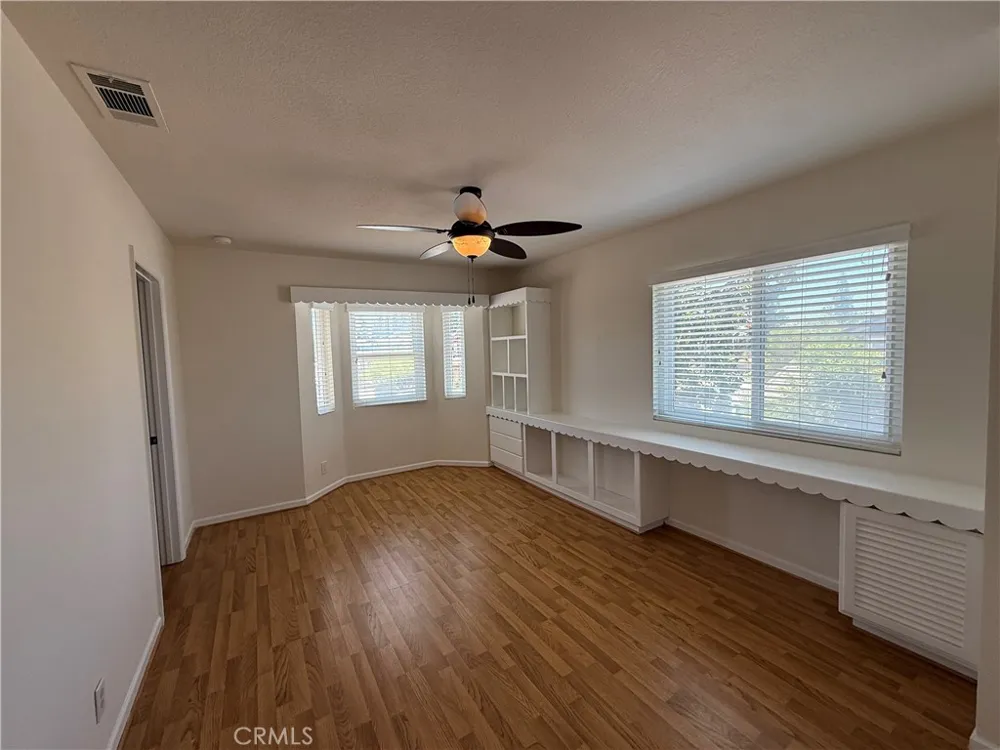 19530 Chinotto Riverside, CA 92508