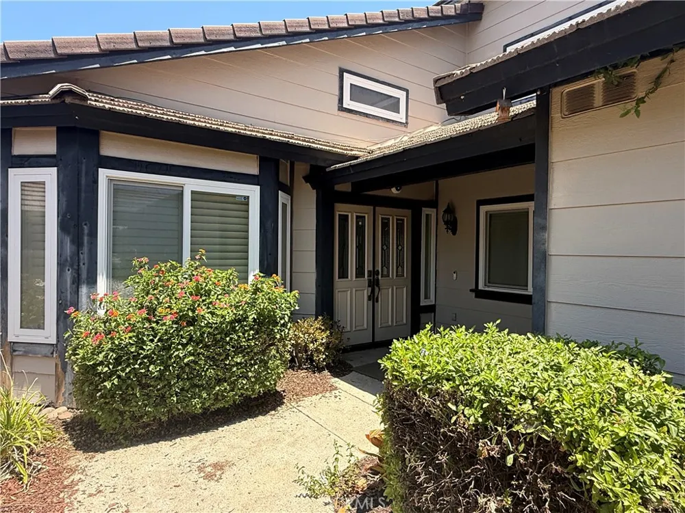 19530 Chinotto Riverside, CA 92508