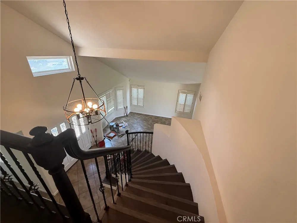19530 Chinotto Riverside, CA 92508