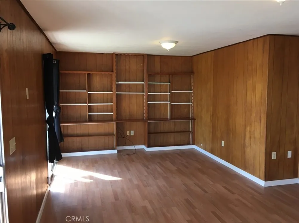 2435 Lakeshore #1 Lakeport, CA 95453