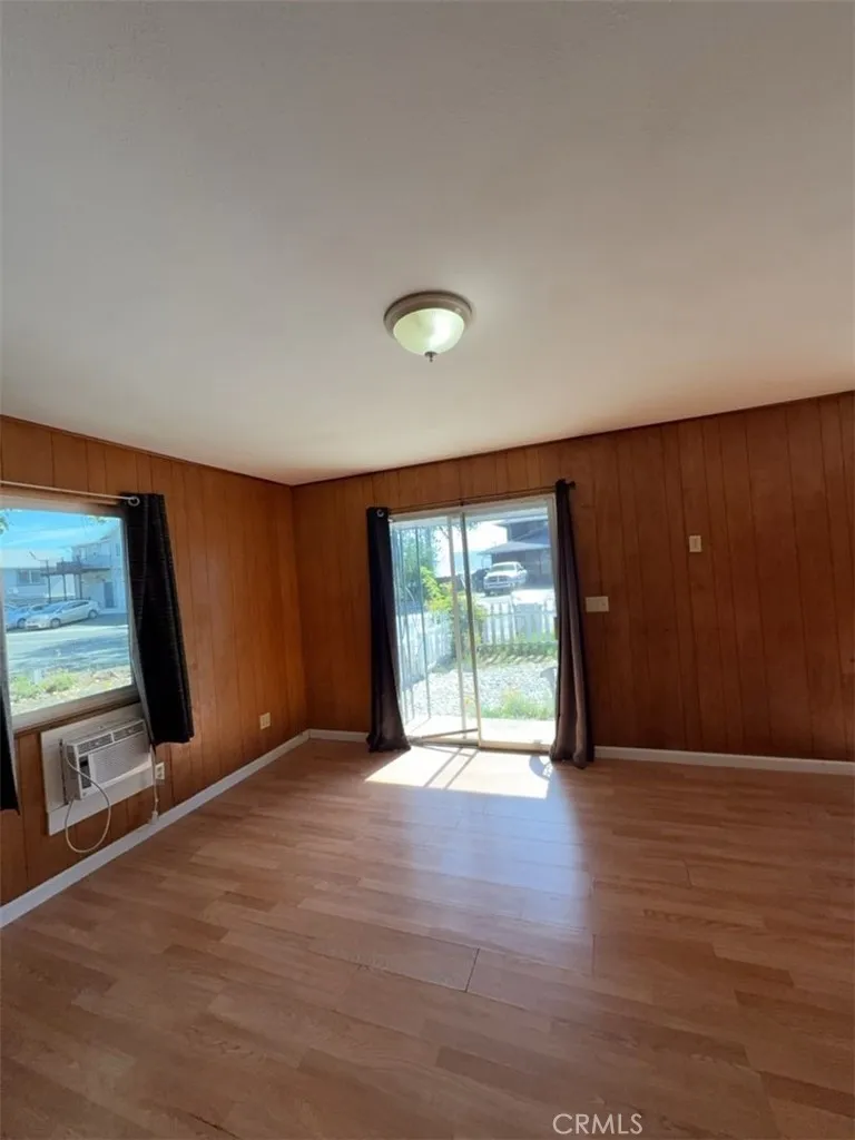 2435 Lakeshore #1 Lakeport, CA 95453