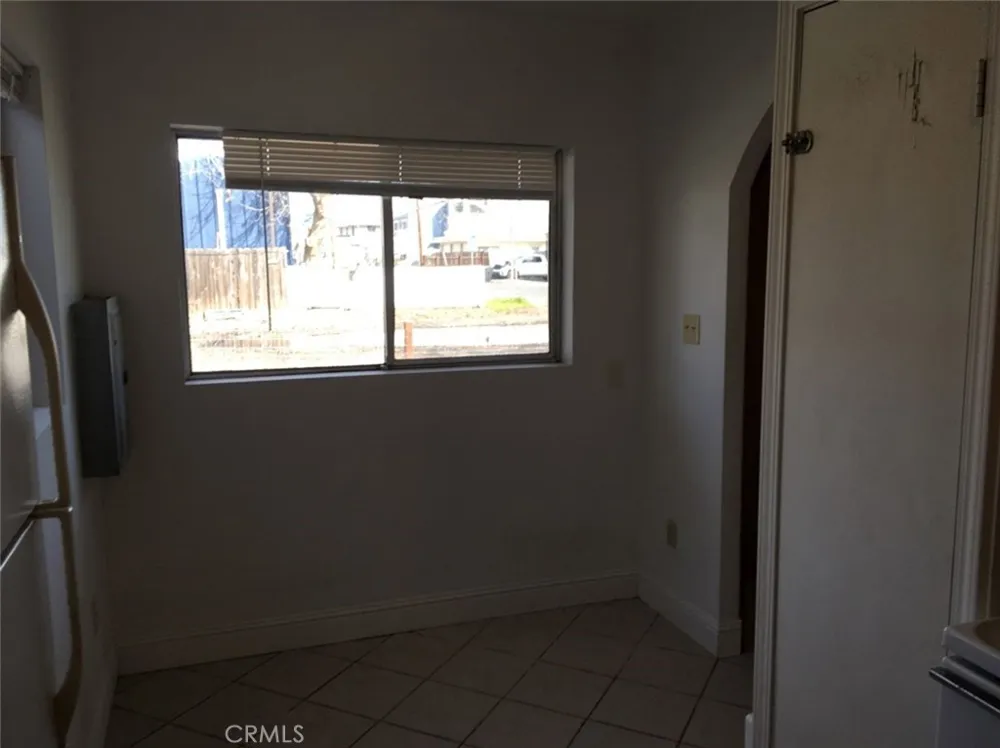 2435 Lakeshore #1 Lakeport, CA 95453