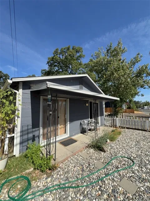2435 Lakeshore #1