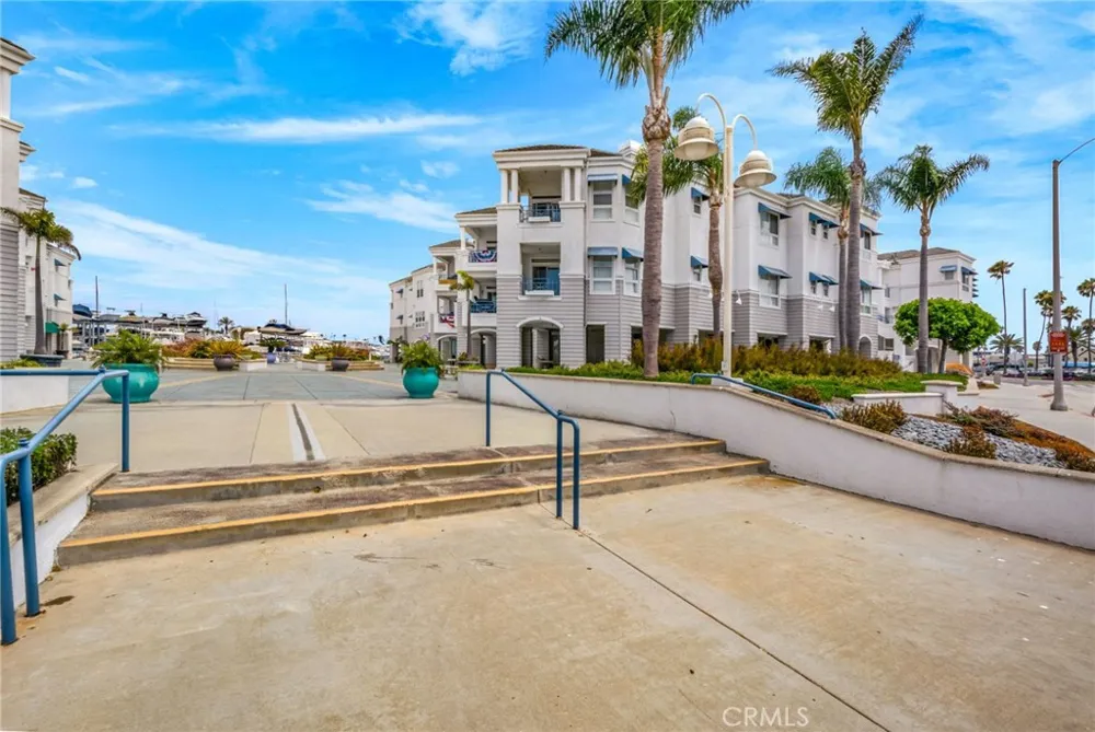 2600 Newport Newport Beach, CA 92663