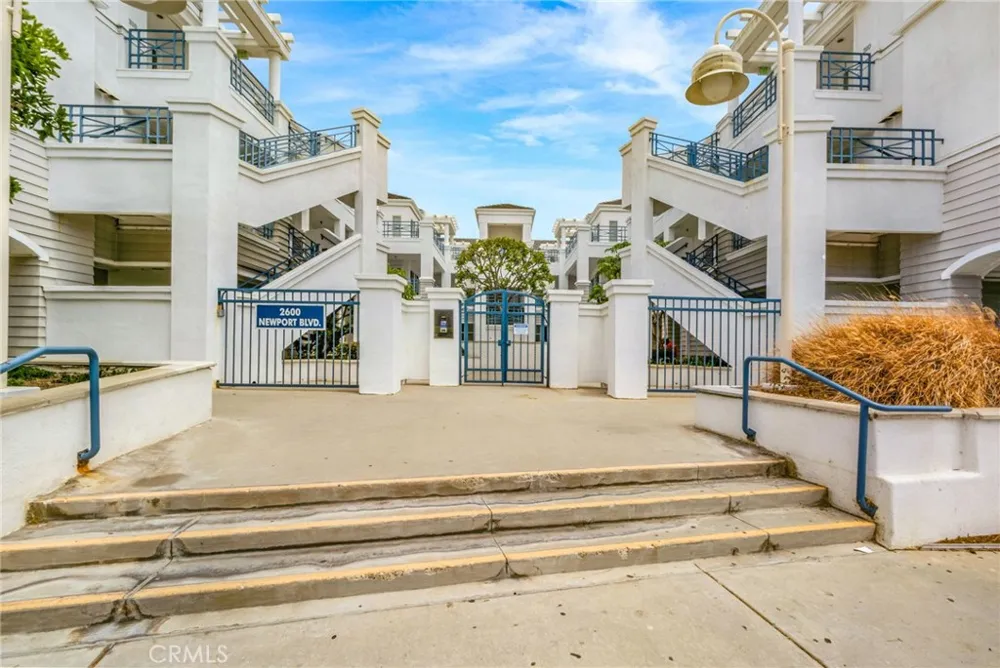 2600 Newport Newport Beach, CA 92663