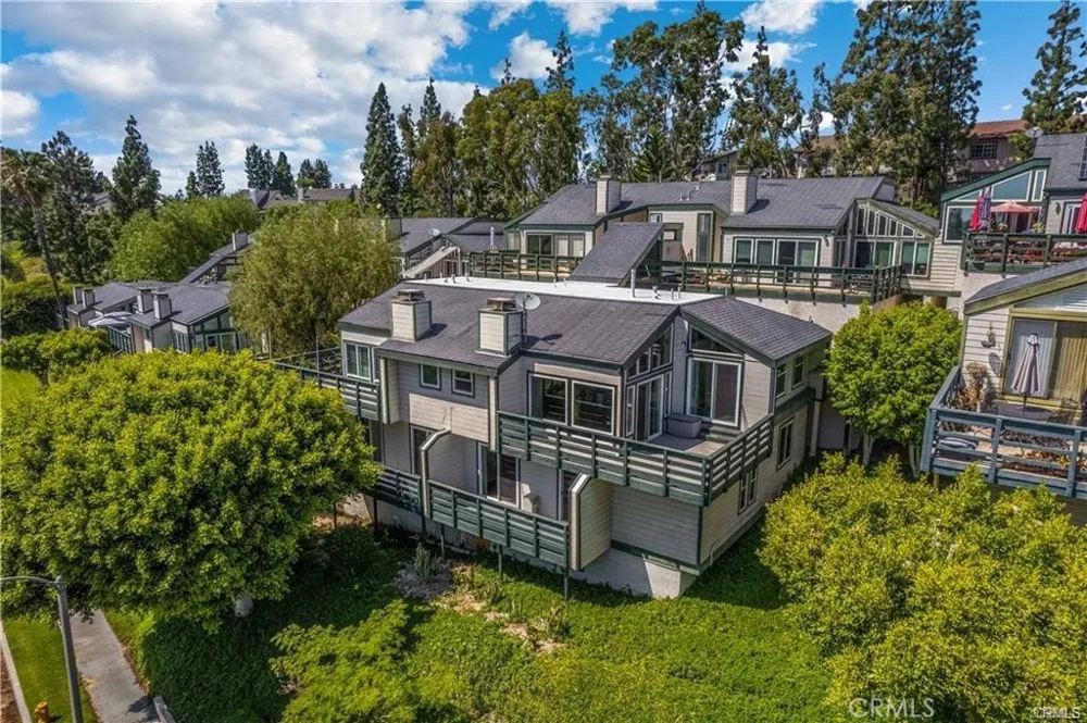 2017 Orchard Drive #11 Placentia, CA 92870