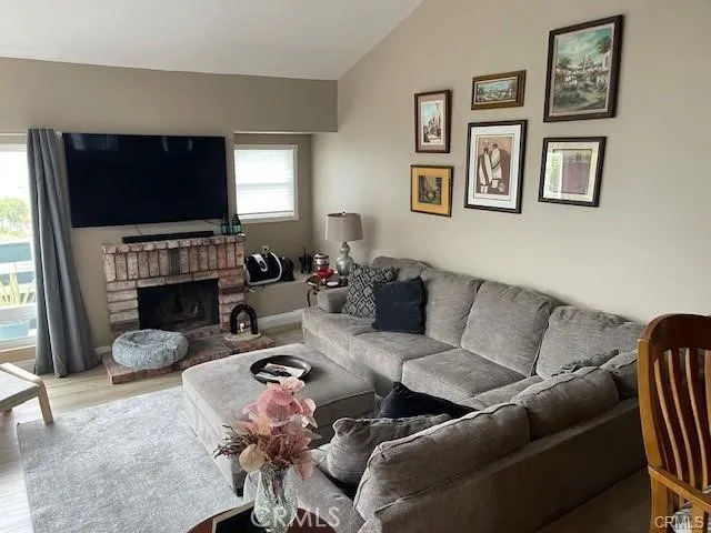 2017 Orchard Drive #11 Placentia, CA 92870
