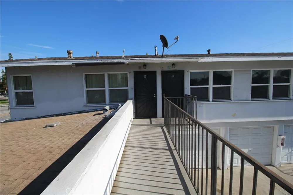4954 Tweedy Boulevard #B South Gate, CA 90280