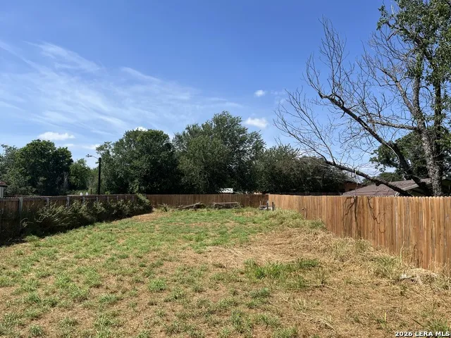 00 S Pecan Pearsall, TX 78061