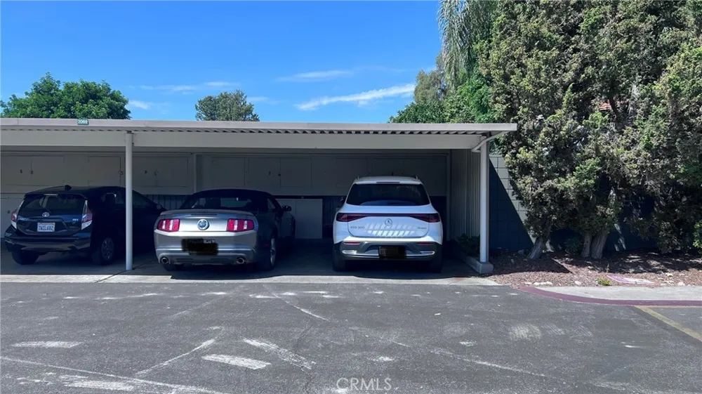 2119 Via Puerta Laguna Woods, CA 92637