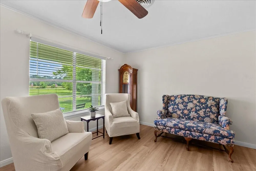 804 Otter Road Anahuac, TX 77514