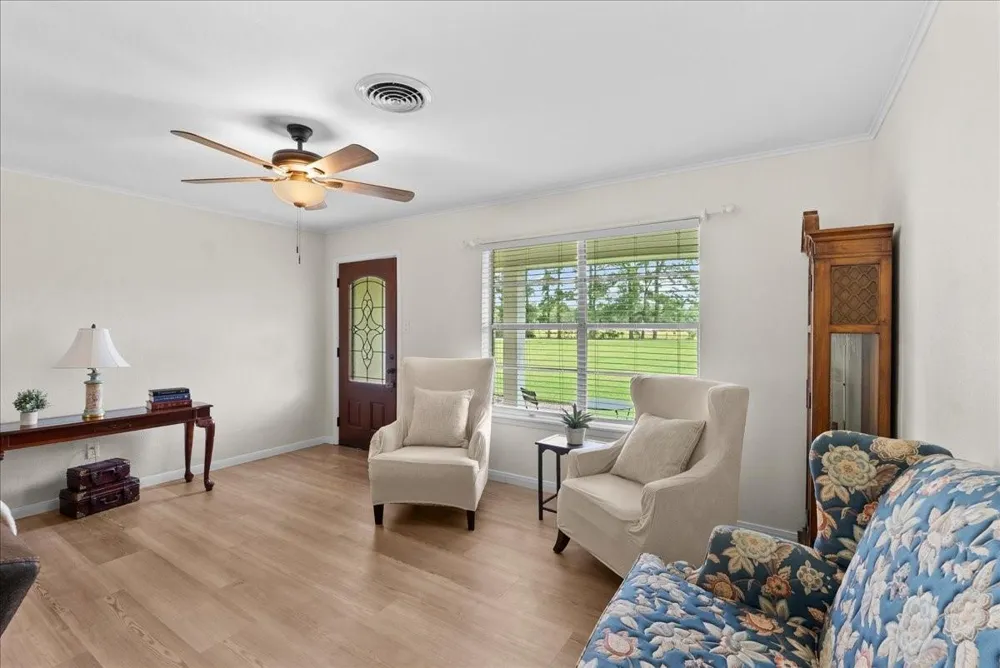 804 Otter Road Anahuac, TX 77514